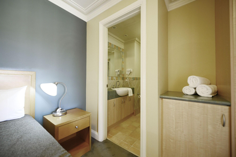 Bathroom 4, The Jetty Resort, Esperance