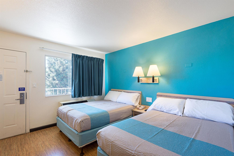 Bedroom 3, Motel 6 Carson City, NV, Carson City
