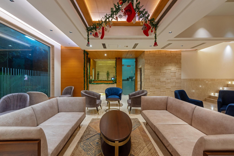 Public Area 3, Hotel Saket 27, Delhi