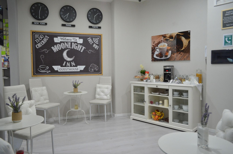 Public Area 3, Moonlight Inn Guest House, Rome