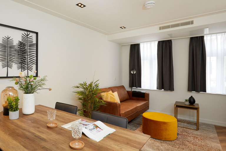 Public Area 4, Damrak Short Stay Amsterdam, Amsterdam
