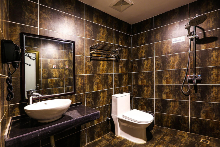 Bathroom, Zhangjiajie Comma Travel Hotel, Zhangjiajie