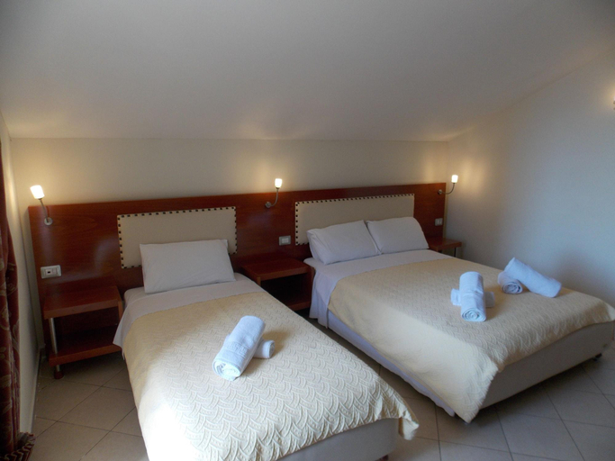 Bedroom 3, Hotel Veli, Sarandës