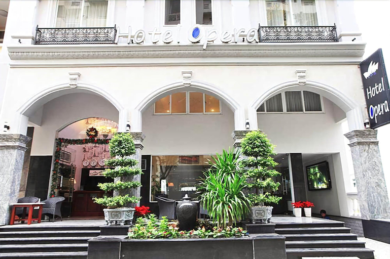 Opera Hotel, District 7