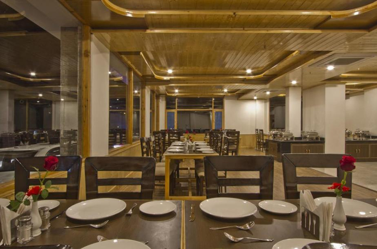 Food & Drinks 5, Sarthak Regency (Centrally Heated & Air cooled), Kullu