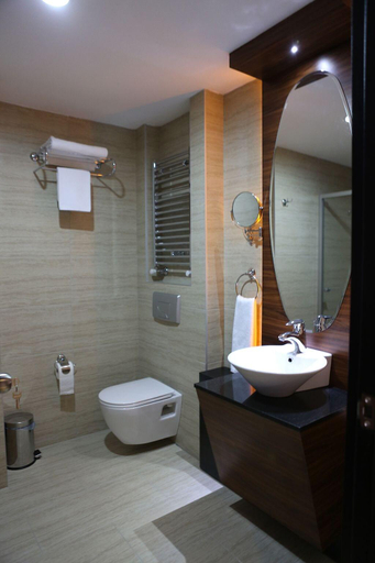 Bathroom 5, Madame Tadia Otel, Merkez