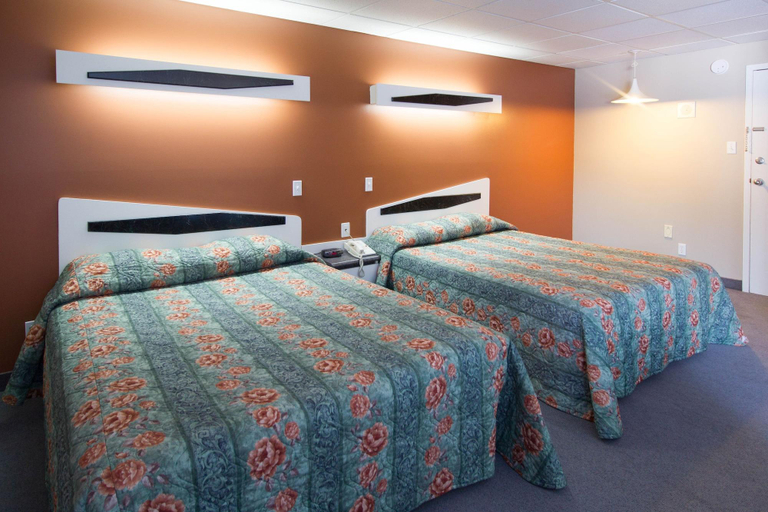 Bedroom 3, Hotel Marineau Mattawin, Mékinac