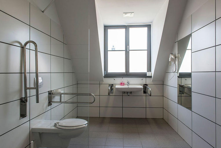 Bathroom 4, Kamienica Pod Aniolami, Środa Śląska