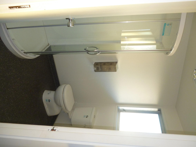 Bathroom 4, Westport Motels, Buller