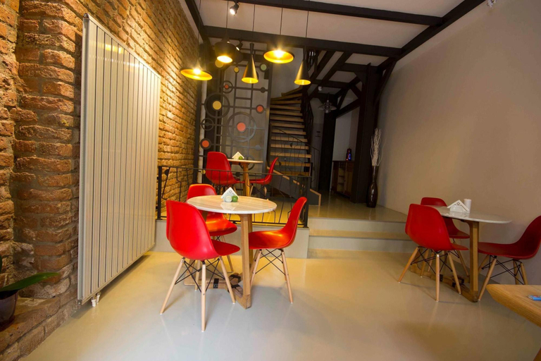 Food & Drinks 5, Calanthe Residence, Beyoğlu