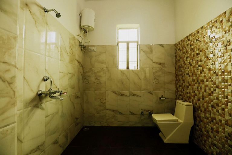 Bathroom, Hotel Green Park Haveli Pushkar, Ajmer