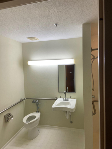 Bathroom 4, Orange County National Lodge, Orange