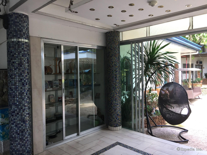 Public Area 2, Princess of Coron, Coron
