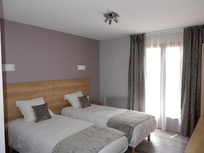Bedroom 4, Hôtel restaurant Marinet, Ain