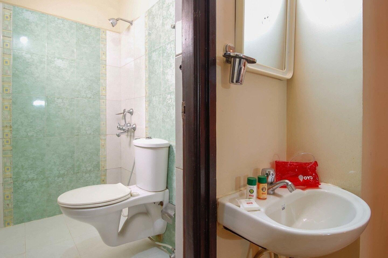 Bathroom, Hotel New Sree Krishna Residency, Ranga Reddy
