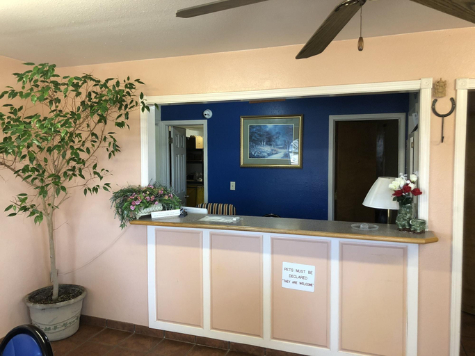 Public Area 2, Stay Inn Checotah near Eufaula Lake, McIntosh