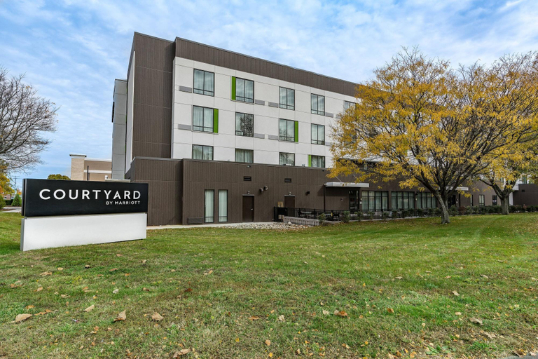 Exterior & Views 2, Courtyard by Marriott West Springfield, Hampden