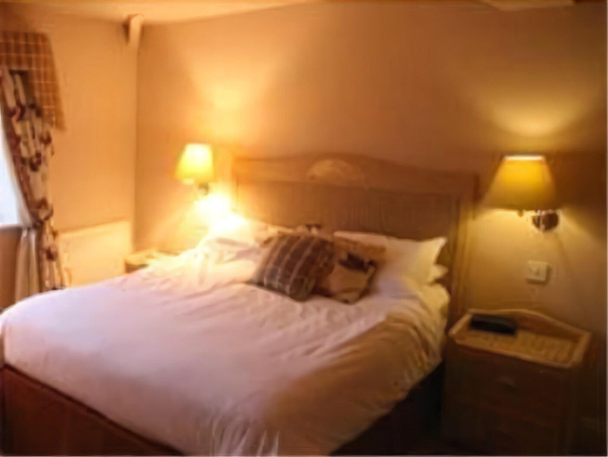 Bedroom 5, The Olive Branch Inn, Kirklees