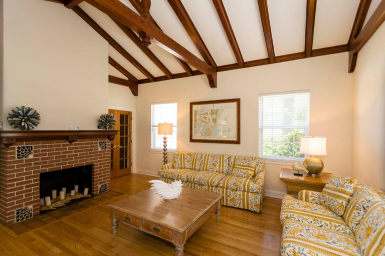 Public Area, Granada Inn, Broward