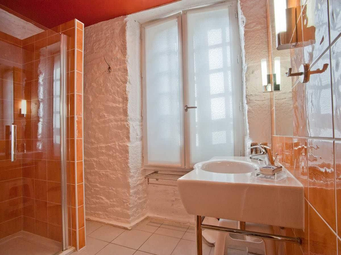 Bathroom, Le Logis du Jerzual, Côtes-d'Armor