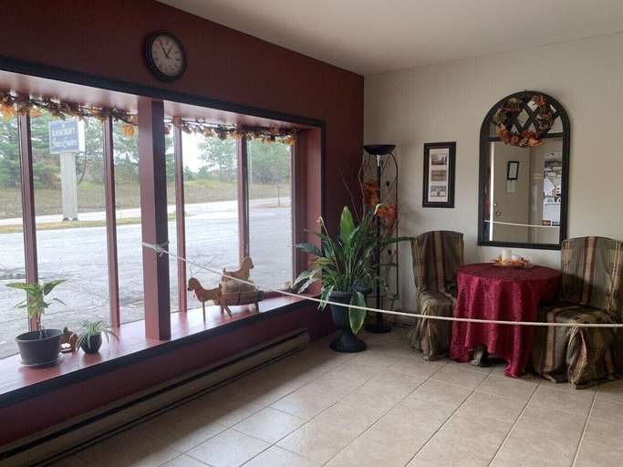 Public Area 2, Bancroft Inn & Suites, Hastings