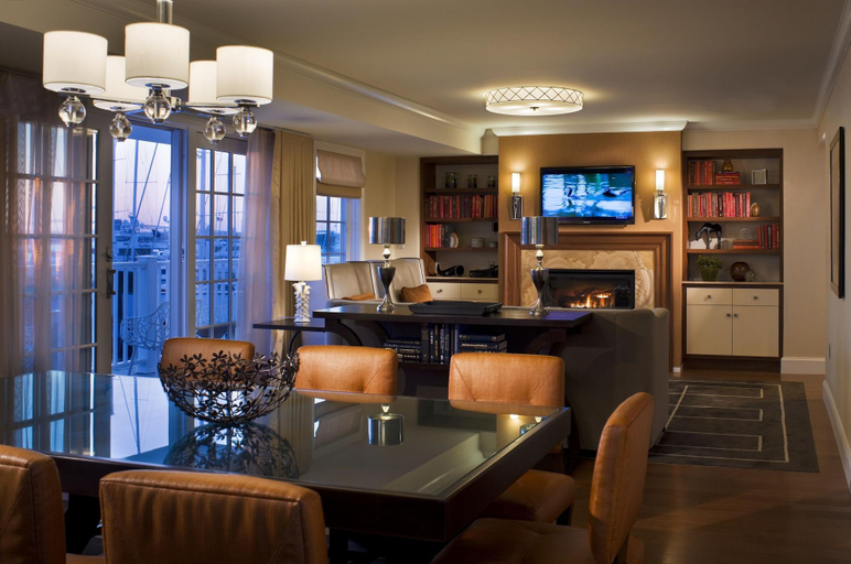 Public Area 3, Forty 1 North, Newport