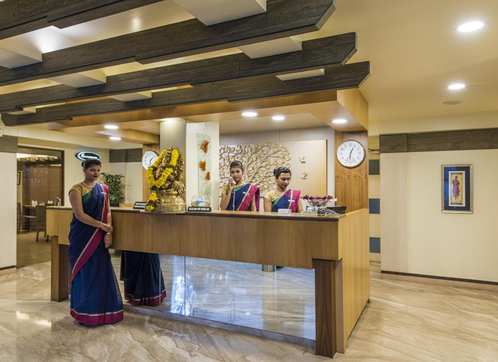 Public Area 3, Park Central, Pune