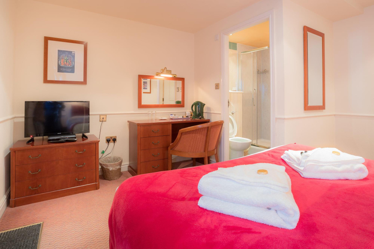 Bedroom 2, Shakespeare Inn, Cumbria