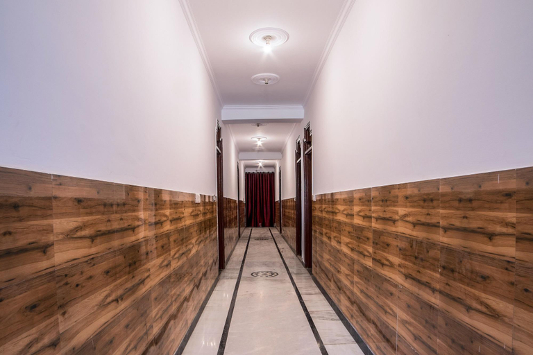 Public Area 2, PDR Shree Krishna, Gautam Buddha Nagar