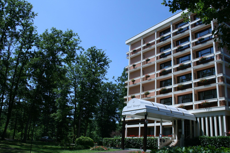 Exterior & Views 2, Le Grand Monarque, Seine-et-Marne