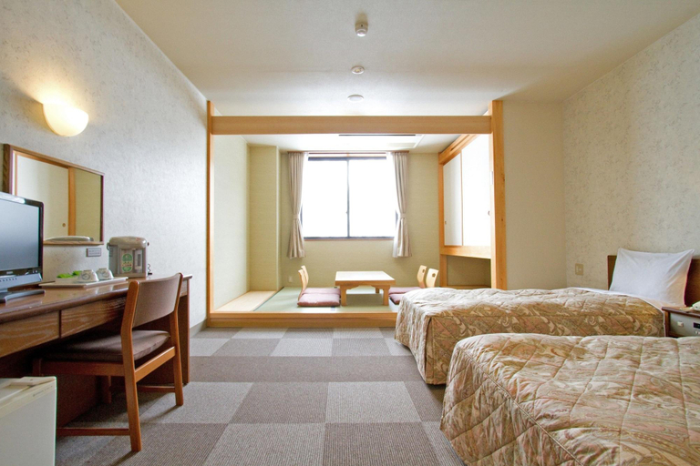 Bedroom 4, Hatukaishi Hot Spring Ishiuchi-Yungparunas, Minamiuonuma