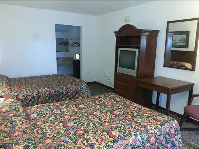 Bedroom 3, East Lake Inn, Hillsborough