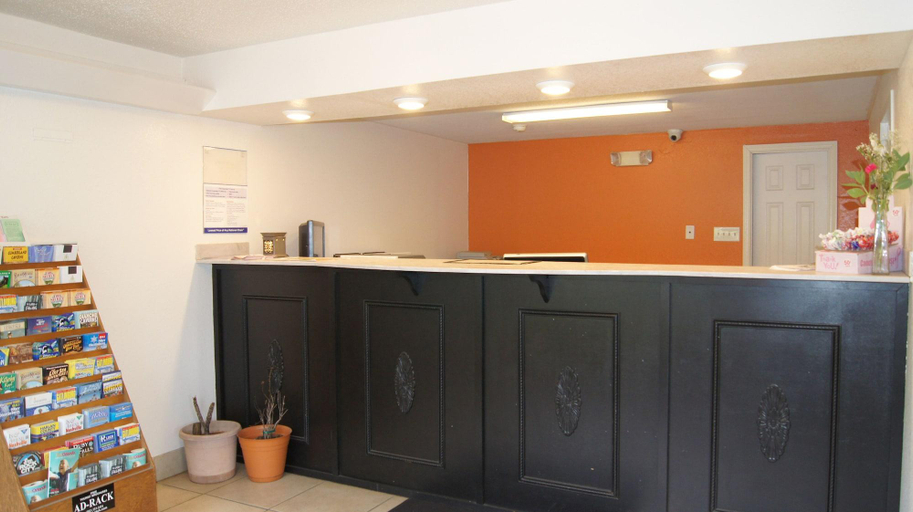 Public Area 2, Executive Inn, Cumberland
