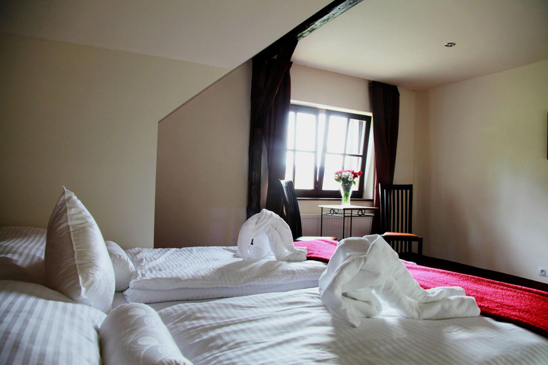 Bedroom 3, Villa Rozmaryn, Cheb