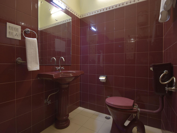 Bathroom, Radoli House - A Heritage House, Jaipur