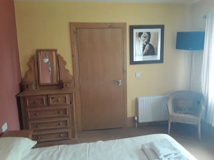Bedroom 3, Paul Arthur's Restaurant and Rooms - Kircubbin, North Down and Ards