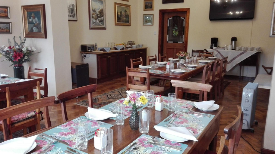 Food & Drinks 5, Green Olive Guesthouse, Cape Winelands