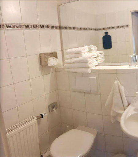 Bathroom 4, Hotel Buchenhof, Osterholz