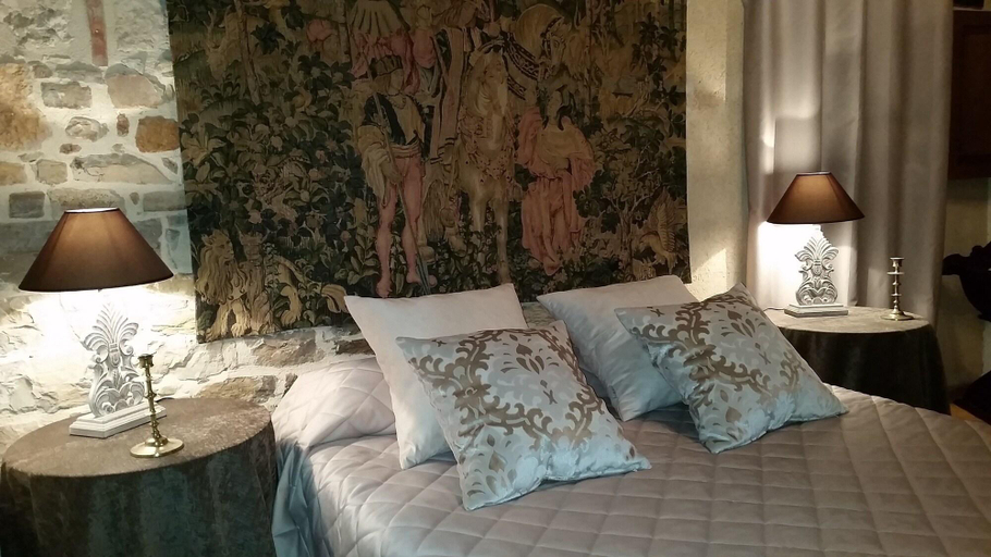 Bedroom 3, Maison Bakéa, Tarn