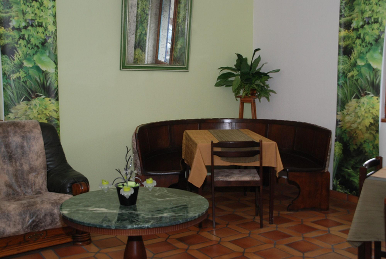 Public Area 2, Hotel Restaurant Aux Deux Roses, Haut-Rhin