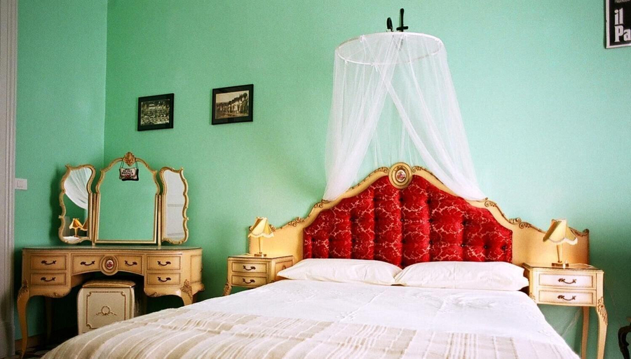 Bedroom 3, 5 Balconi, Catania