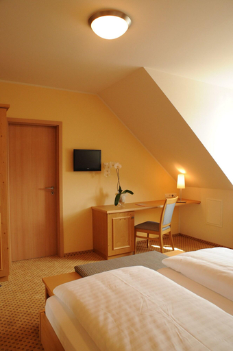 Bedroom 3, Beierleins Hotel & Catering GmbH, Zwickau