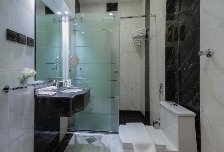 Bathroom 5, Swiss Spirit Hotel & Suites Al Baha