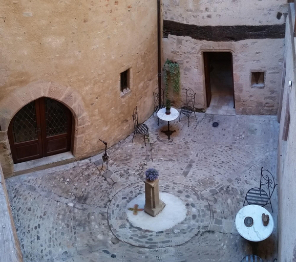 Bathroom 5, Maison Bakéa, Tarn