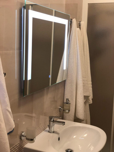 Bathroom 5, Villa Santangelo, Salerno