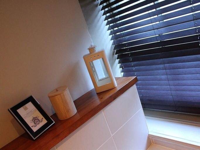 Public Area, White Lion Hotel, Calderdale