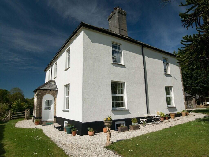 Exterior & Views, Poole Farm, Devon