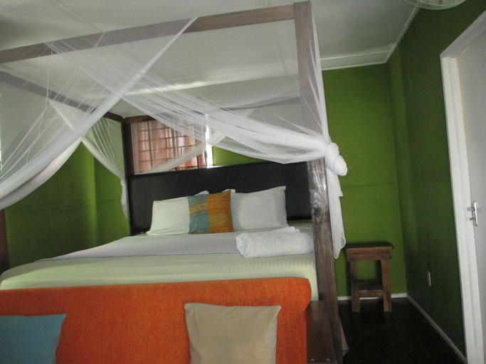 Bedroom 5, Kingsworth Bed and Breakfast