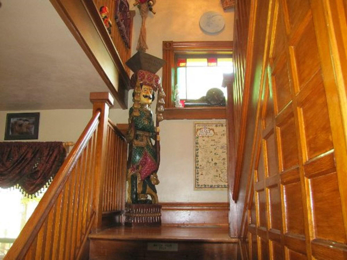 Public Area 2, Oasis Bed and Breakfast, Erie