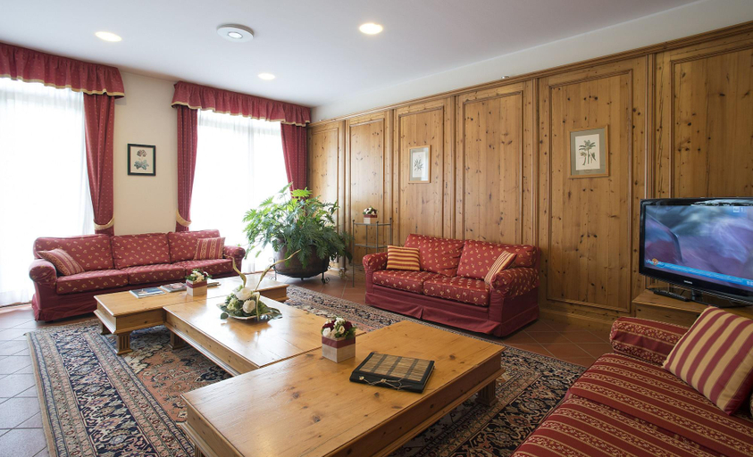 Public Area 2, Relais Picaron, Udine